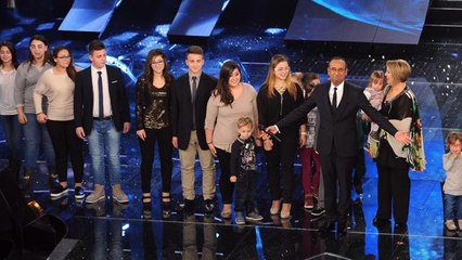 Sul palco la famiglia Anania, la più numerosa d'Italia