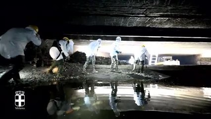 Seveso, pulizia del tunnel sotto Melchiorre Gioia dopo l’esondazione