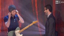Noel Gallagher punzecchia Fazio: «La tv italiana? Una sofferenza»
