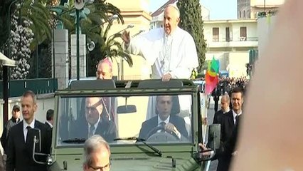 Pompei, celebra il Papa: «Un'emozione indescrivibile»
