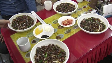 [뉴스앤이슈] 자장면 한 그릇 7천원...치솟는 외식 물가 / YTN