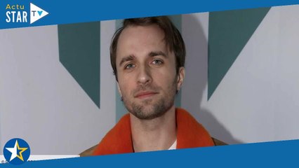 Squeezie en couple  Une photo du youtubeur et sa petite amie fait polémique au Grand Prix de Singap