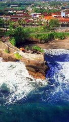 Pura Batu Bolong Tanah Lot Bali