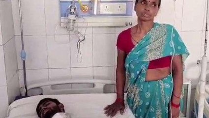 मुरादाबाद: युवक ने अपनी गर्दन पर धारदार हथियार से वार कर जान देने की कोशिश