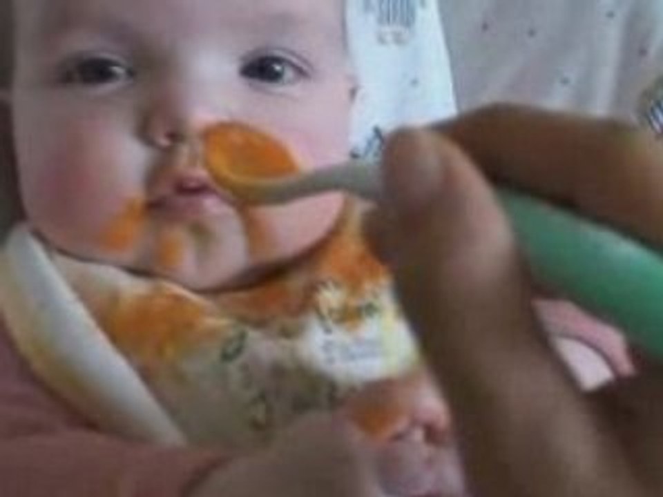 Les premières purées de Zoé