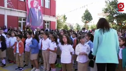 Eğitim masrafları velileri zorladı: Sadece kıyafeti bile 2 bin TL tuttu