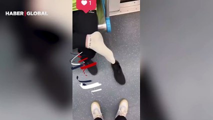 Metroda ayakkabılarını çıkarınca olanlar oldu