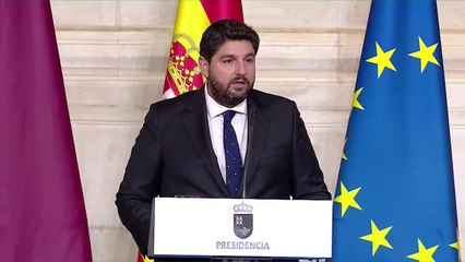 López Miras apela al "entendimiento" tras ser investido con el apoyo de Vox