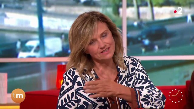 Valérie Maurice et Thomas Sotto se taquinent dans Télématin sur France 2.