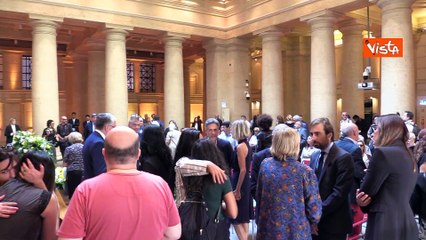 La cerimonia di commemorazione di Domenico De Masi al Tempio di Adriano a Roma, le immagini