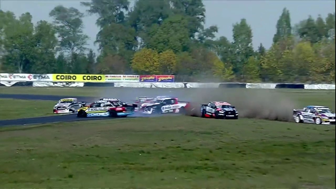 TC Pick Up 2023 La Plata 3 Race 2 Start Big Crash