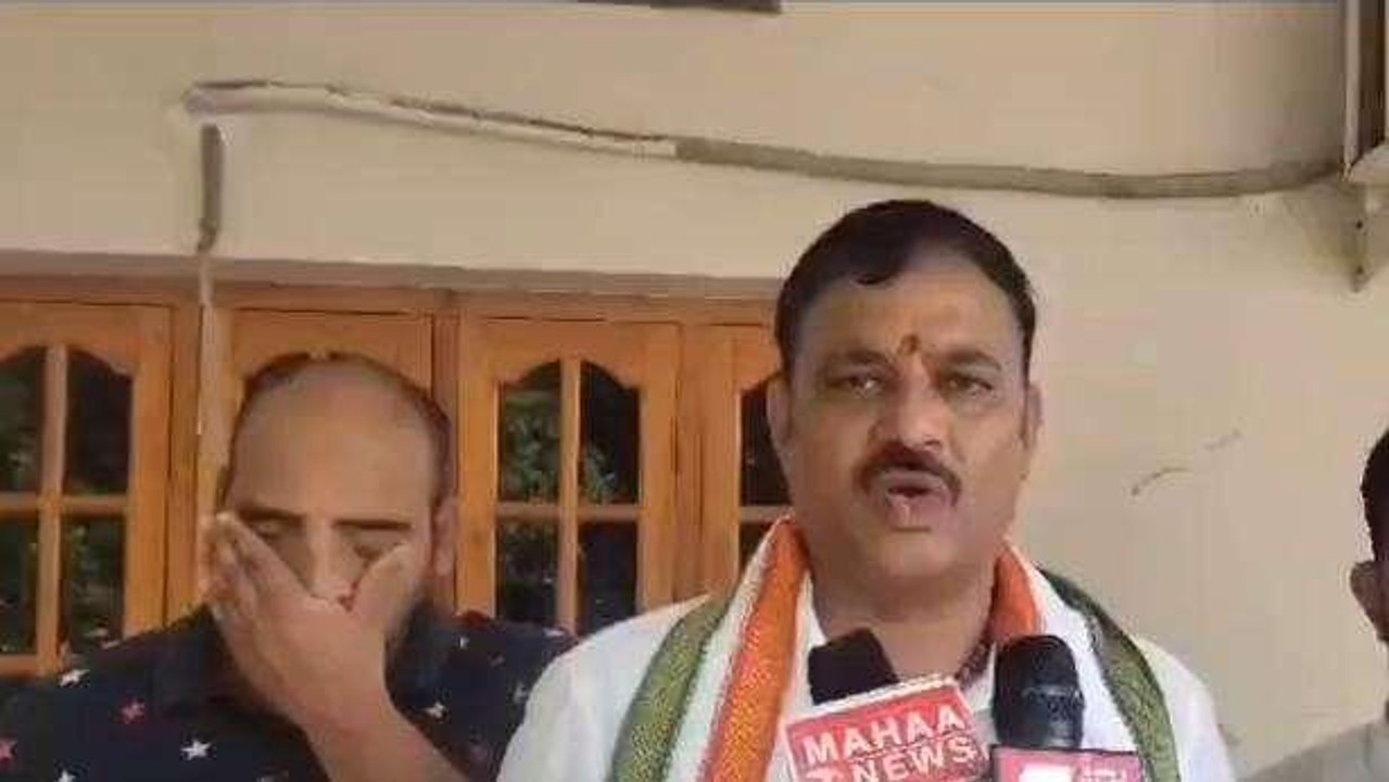 ఆసిఫాబాద్: నిరుద్యోగులకు అండగా ఉంటాం