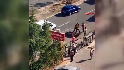 Kadın Sürücü Minibüs Sürücüsünü Sürükledi