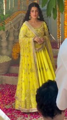 Aiza Khan behind the scenes of drama main  part 3