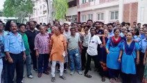 कोटा मेडिकल कॉलेज से संबद्ध पांचों सरकारी अस्पतालों के ठेका कार्मिक सोमवार से अनिश्चितकालीन हड़ताल पर