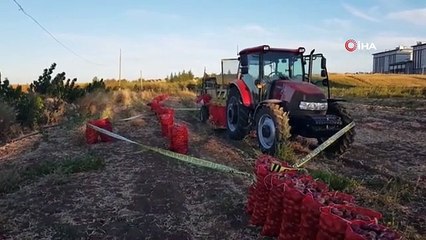Soğan kesme makinesinin altında kalan çocuk hayatını kaybetti