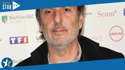 Cette belle mère sublime  Yvan Attal très ému évoque pour la 1ère fois l'effet de la mort de Jane