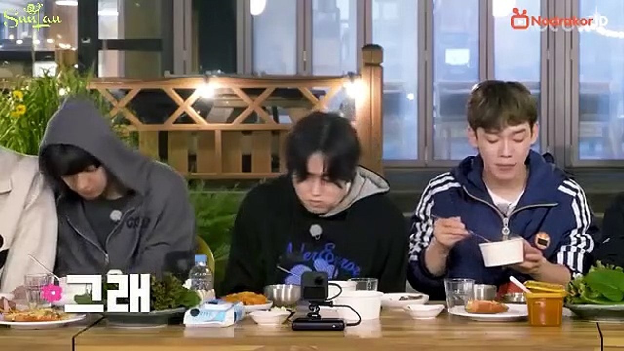 [INDO SUB] EXOs Travel the World on a Ladder in Geoje and Tongyeong E09