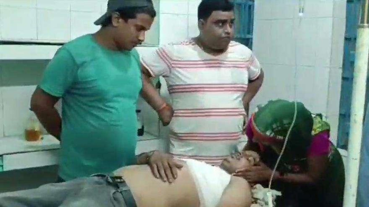 सिवान: इलेक्ट्रिक दुकानदार को अज्ञात अपराधियों ने मारी गोली, गंभीर हालत में गोरखपुर रेफर