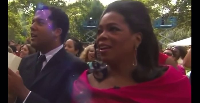 Celebrities Reacting To Mariah Carey