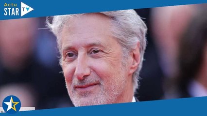 Antoine de Caunes fier  ses premières confidences sur le sublime mariage de son fils Louis