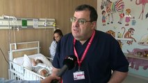 Şahdamarında baloncuk oluşan 1,5 yaşındaki Ahmet bebek anjiyo ile sağlığına kavuştu