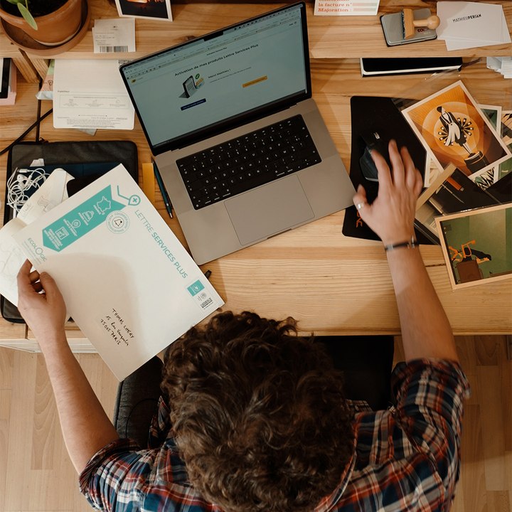 Views_Laposte_Mathieu_VDEF_1x1