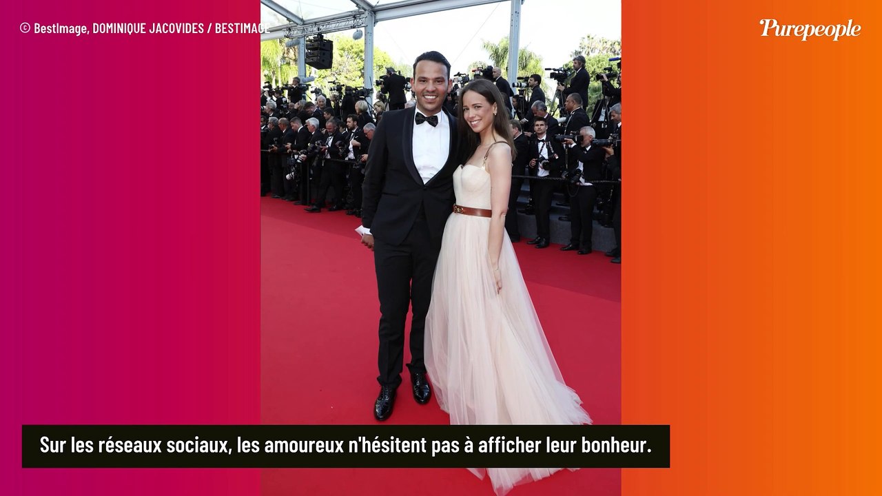 Mohamed Bouhafsi (C à vous) : Tendre cliché de vacances avec Angéline, belle brune qui pose en bikini et lingerie