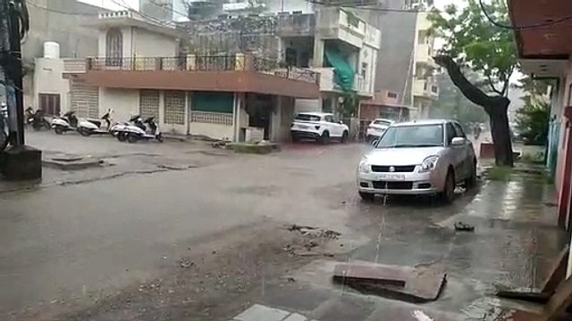 Weather Update : राजस्थान के इस अंचल में बिजली कड़की, तेज हवा संग बारिश