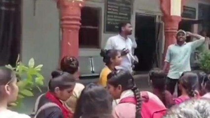 खंडवा: हिन्दू स्टूडेंट आर्मी ने सोपा ज्ञापन, जाने वज़ह
