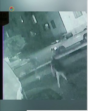 لحظة إنهاء شاب حياة شقيقته أمام مسجد في بورسعيد