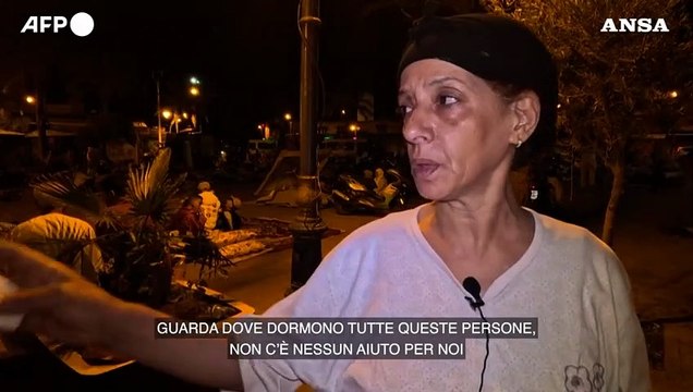 Sisma in Marocco, abitanti di Marrakech dormono per strada: Paura di tornare a casa
