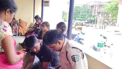 విశాఖలో బాలుడి ప్రాణం తీసిన కార్టూన్స్