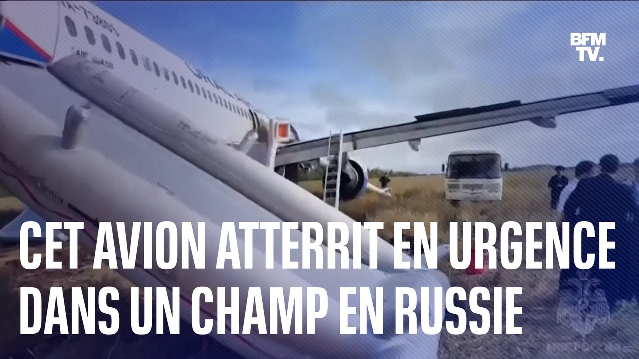 Cet avion atterrit en urgence dans un champ en Russie