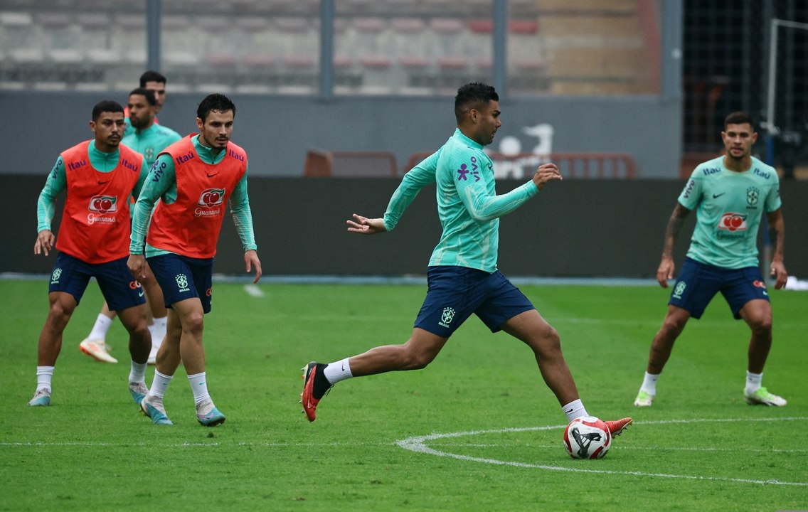 AR OOV BRAZIL & DINIZ & MARQUINHOS 120923