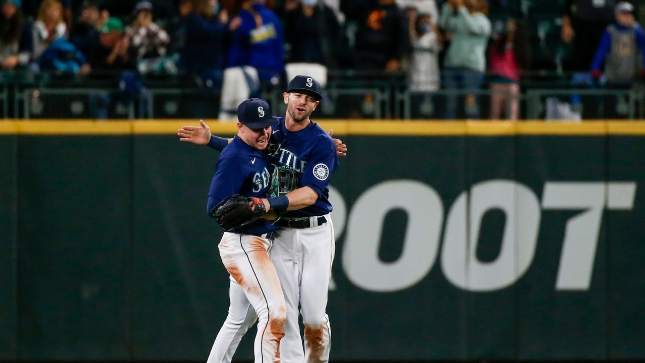 American League Playoff Picture: 4 Teams Fighting for Wild Card
