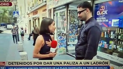 Hombre toca los glúteos de periodista mientras trabajaba