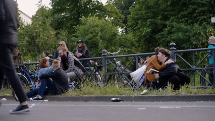 Rückenwind von vorn Bande-annonce (EN)