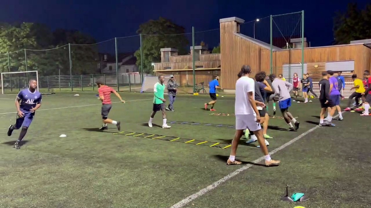 Entraînement seniors les mardis et jeudis de 20h à 22h