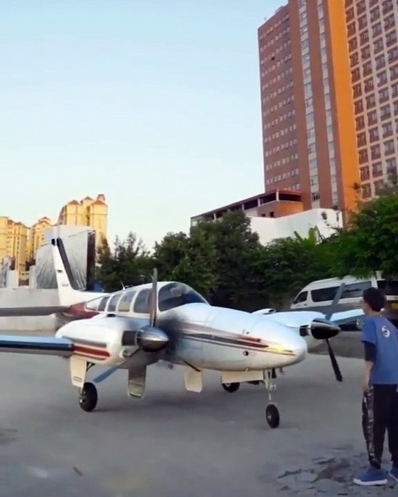 Boy stops plane with bare hands
