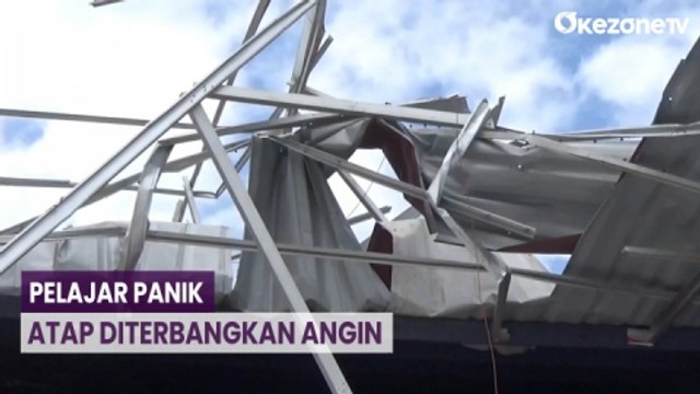 Siswa Berhamburan, Angin Kencang Terbangkan Atap saat Belajar di Kota Makassar