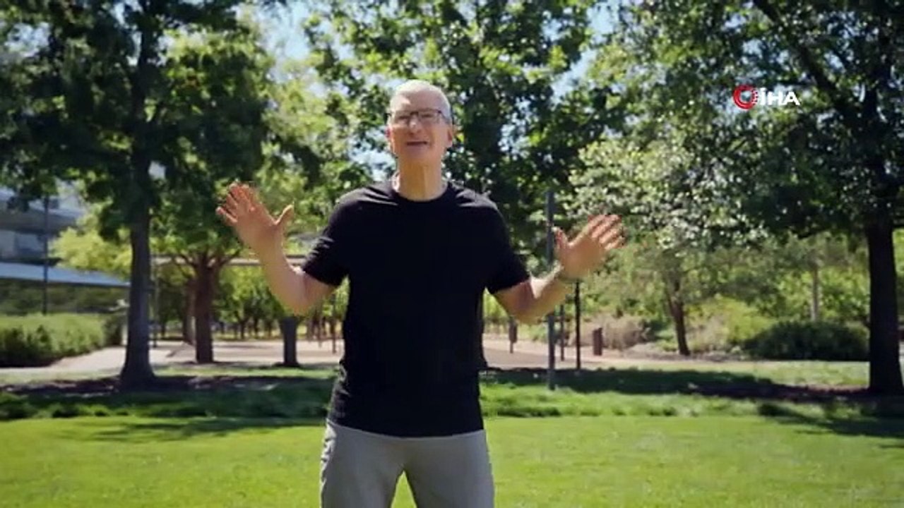 Apple Yeni Telefon ve Akıllı Saat Modellerini Tanıttı