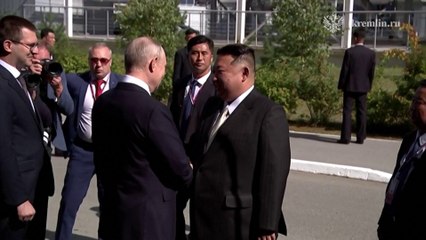 Russie : Les images de la rencontre entre Vladimir Poutine et Kim Jong-un (vidéo)