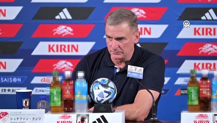 Futbolcuları suçlayan Kuntz'un canlı yayındaki hareketine tepkiler çığ gibi: Türk milletine saygı göster