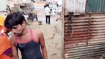 भरतपुर: बेटी की शादी के लिए रखी थी बकरियां, बदमाश आए और उठा ले गए, देखें वीडियो