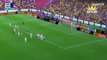 Enner Valencia, Uruguay maçında penaltı kaçırdı