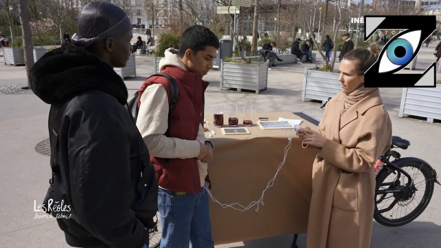 [Zap Télé_2] Un simulateur de douleurs menstruelles testé par des hommes ! (13/09/23)