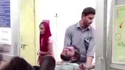 कटनी: ट्रेन में सफ़र कर रहा युवक गिरने से हुआ घायल, जारी उपचार