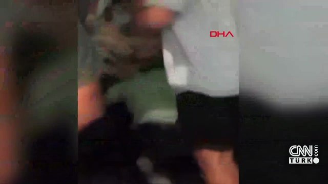 Güvenlik korucusu ev sahibi ile yakınları, kiracı polisi dövüp silahını gasbetti!