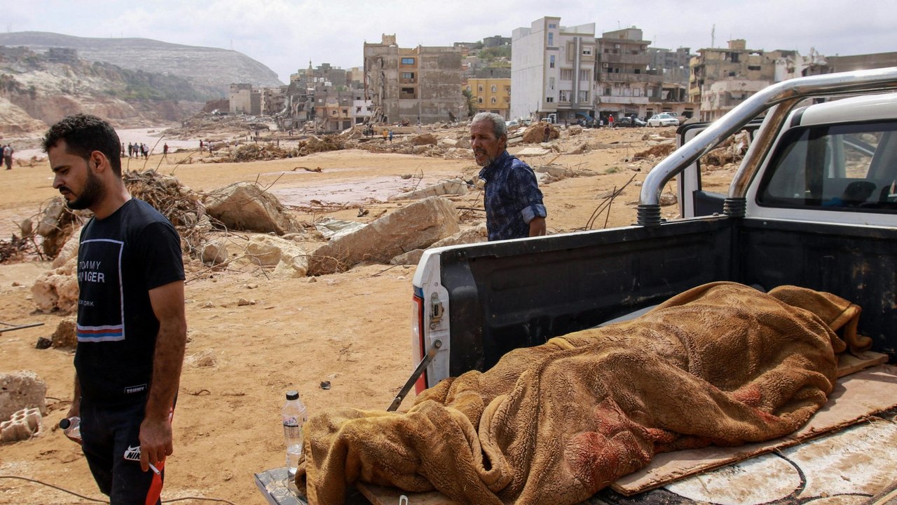 Die libysche Stadt Darna zählt ihre Toten